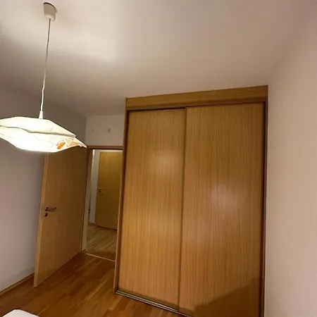 With Balcony شقة *