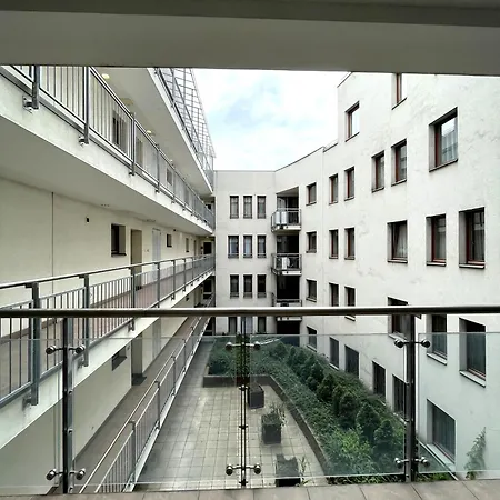 With Balcony Appartement
