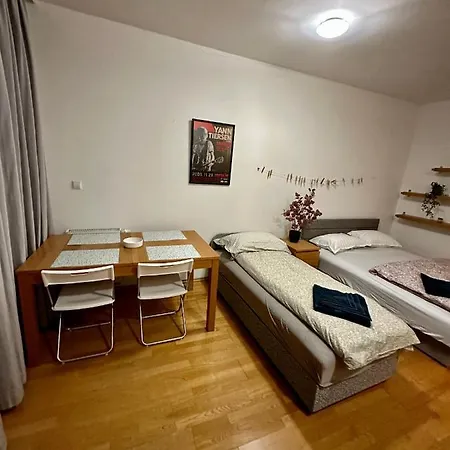 With Balcony * Budapeste