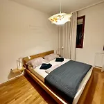 With Balcony Apartment Budapest