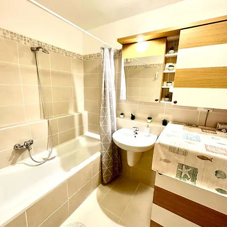 Appartement With Balcony *